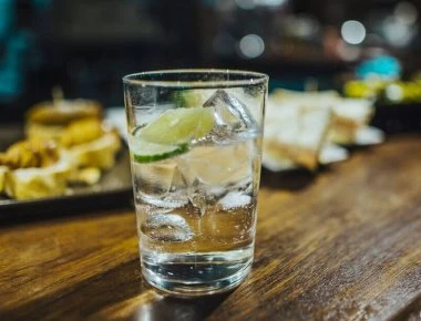 Το αλκοολούχο ποτό που είναι superfood και αυξάνει τον μεταβολισμό